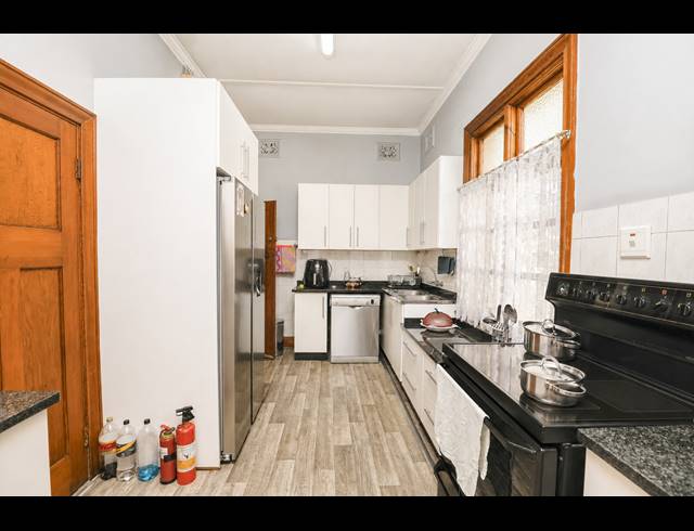 3 BEDROOM HOUSE FOR SALE IN GLENWOOD